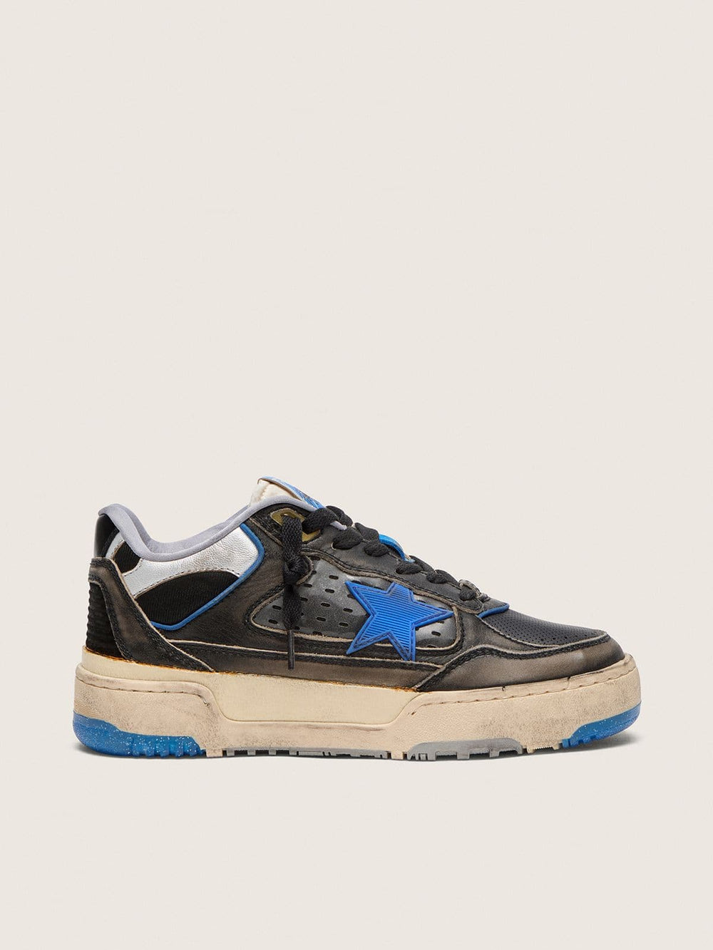 Women's Forty2 in black foam rubber and leather with TPU star and black leather heel tab