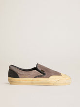 Women's VCE Penstar in dove-gray suede with black leather heel tab