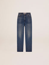 Women's jeans with medium wash
