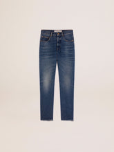 Women's cropped flared jeans with medium wash