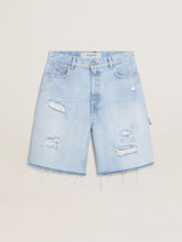 Women's Bermuda shorts in lived-in effect denim