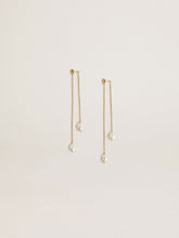 Drop earrings with pearls