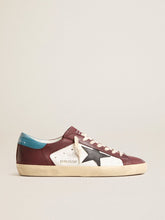 Men’s Super-Star in crackle leather with brown star and teal heel tab