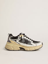 Men’s Lightstar in white leather and black mesh with black TPU star