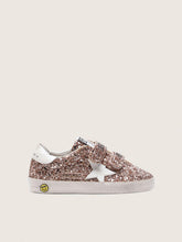 Young Old School in peach-colored glitter with white leather inserts