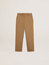 Kids’ chinos in tobacco-colored cotton