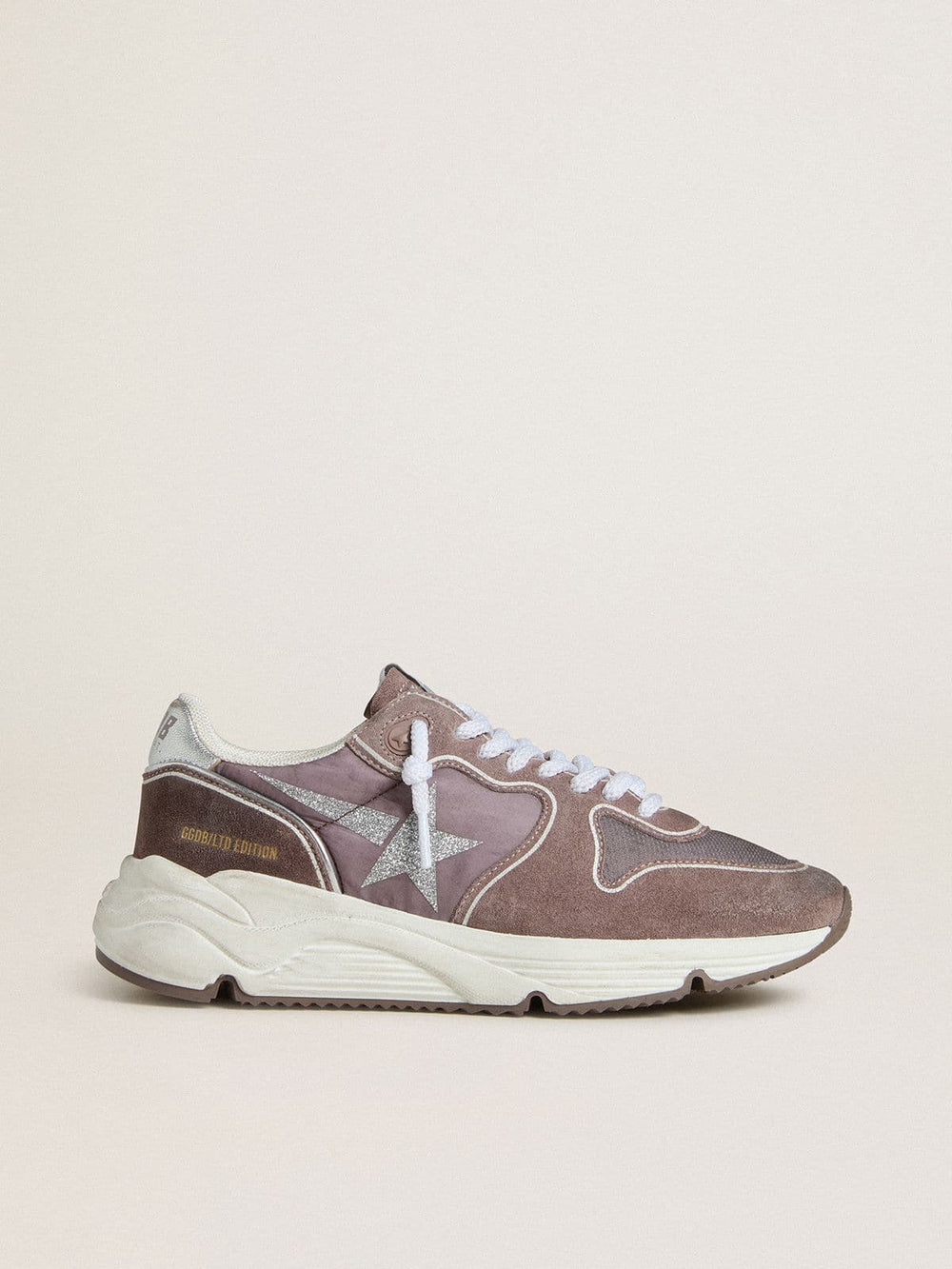 Women's Running Sole  in lavender nylon and suede with printed star and silver leather heel tab