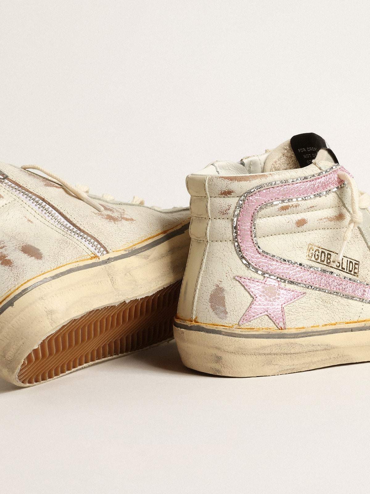 Slide  in beige with pink metallic leather star and flash