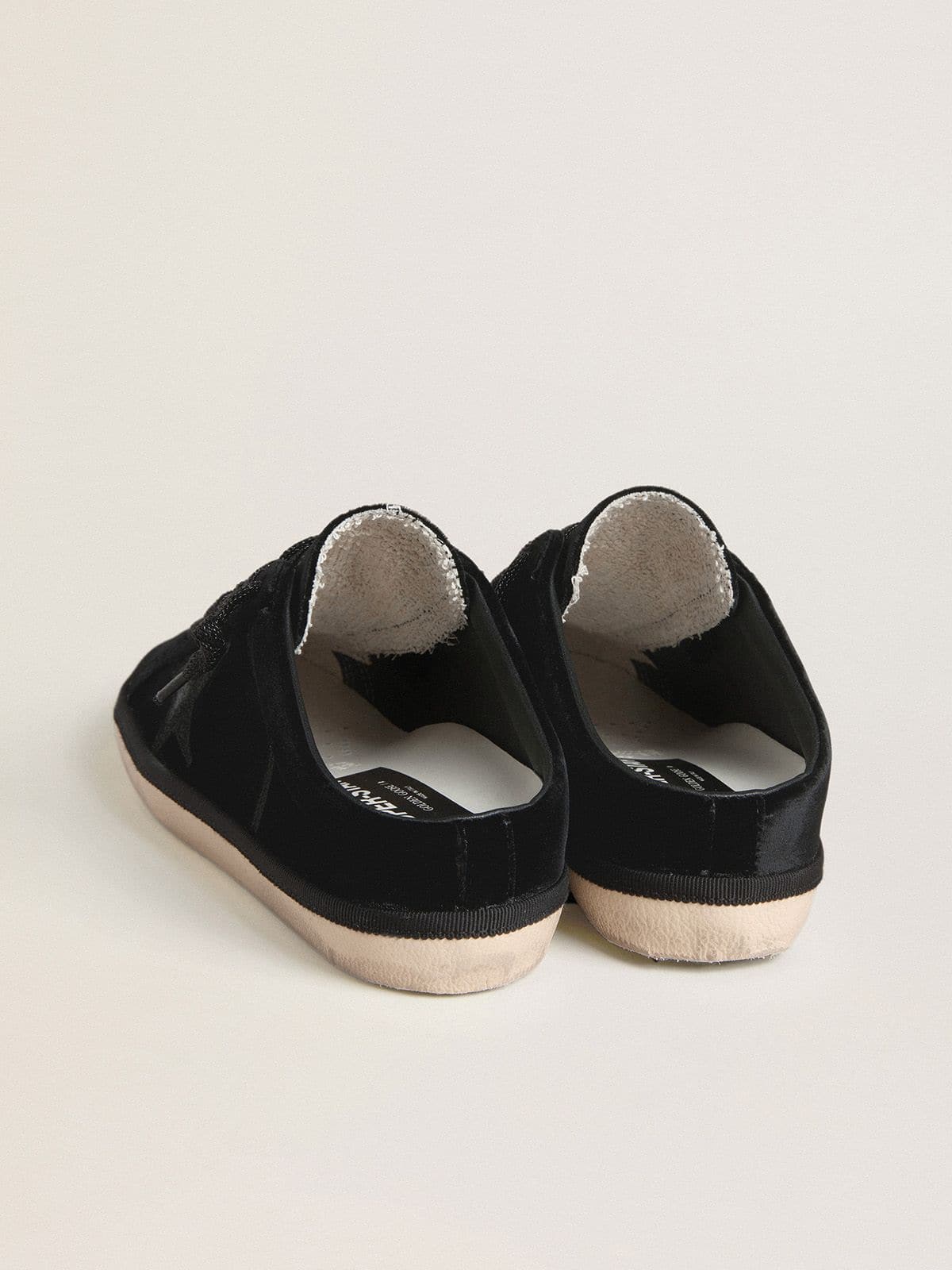 Women's Super-Star Sabots in black velvet with a black leather star with micro-glitter