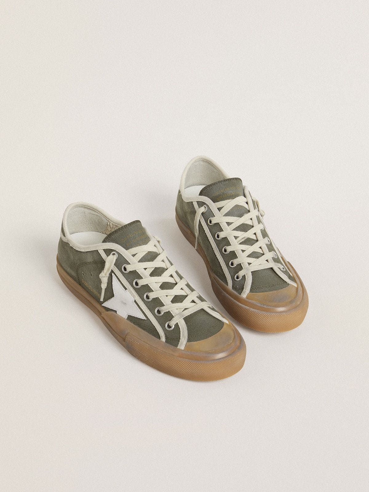 Women’s Super-Star LTD in green canvas with white leather star