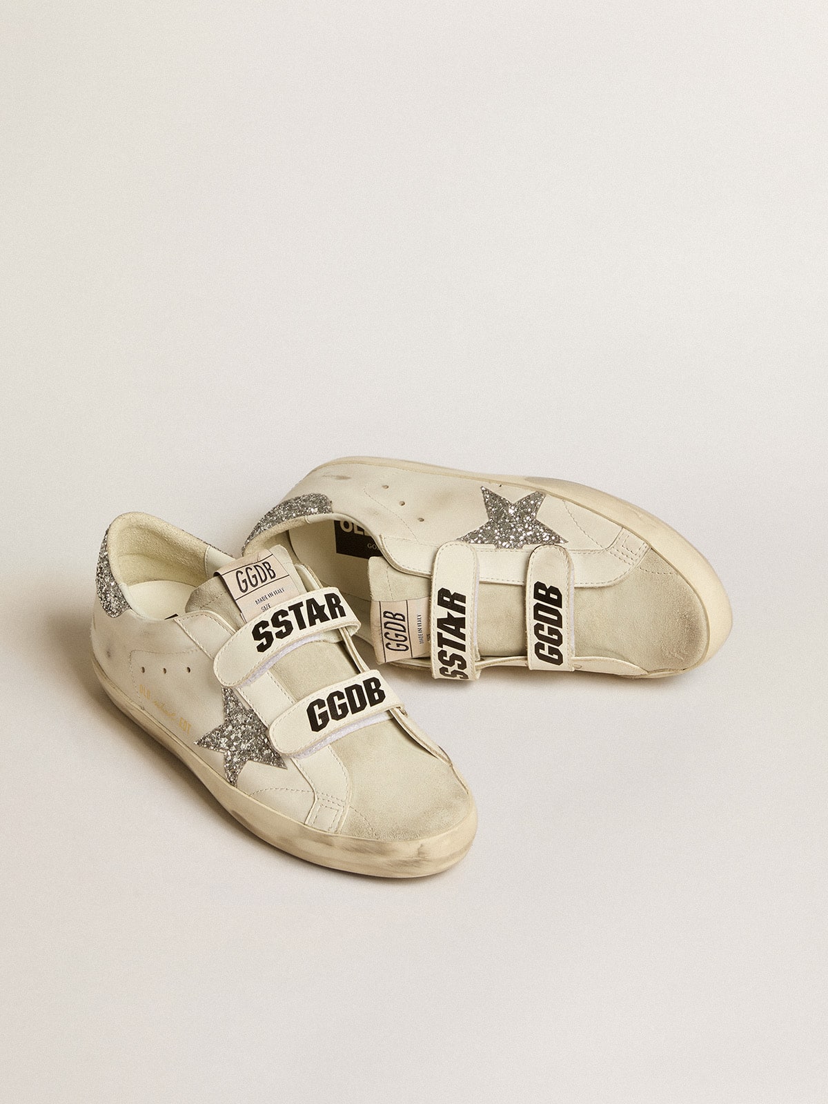 Women’s Old School with silver glitter star and ice-gray suede tongue