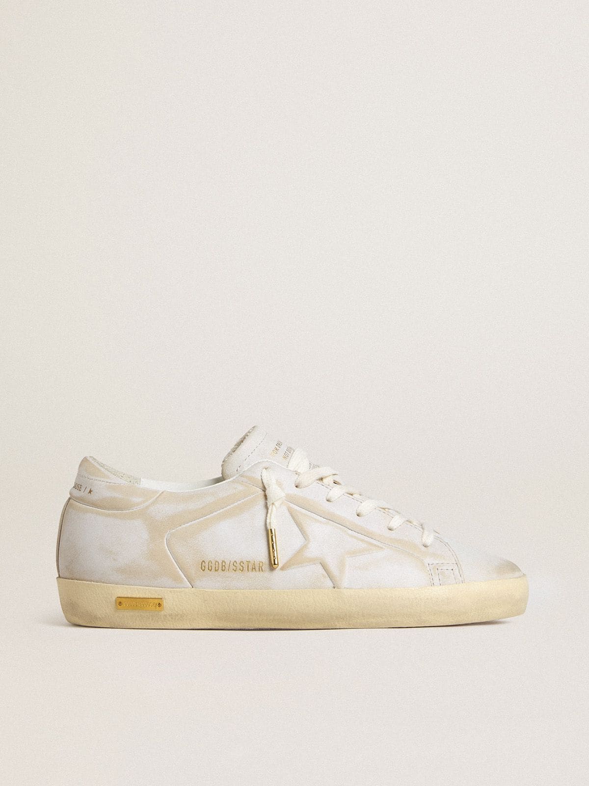 Women’s Super-Star with white leather star and heel tab with lived-in effect