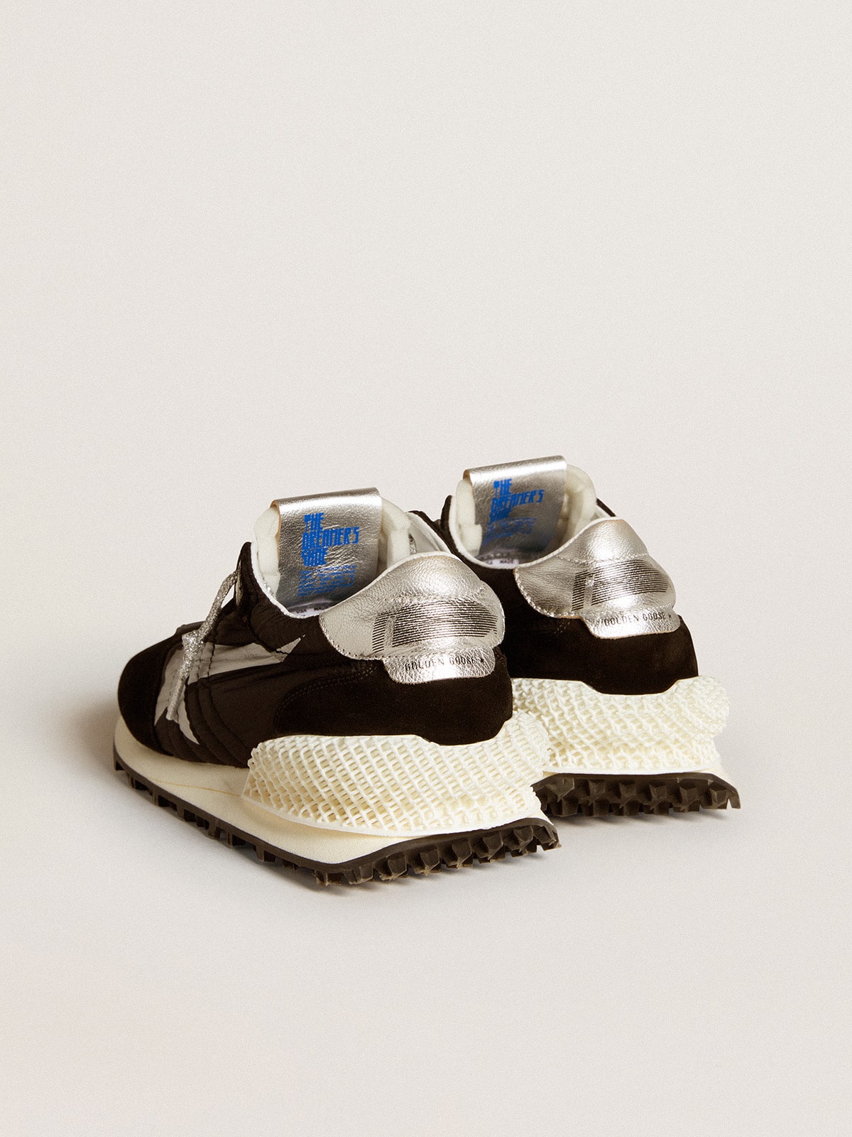 Women’s Marathon with black ripstop nylon upper and silver star