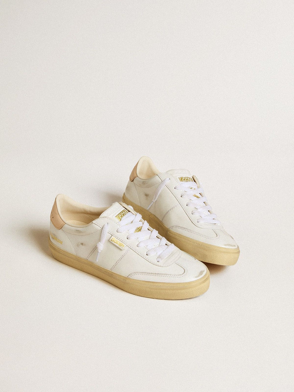 Women's Soul Star in white leather with pink leather heel tab