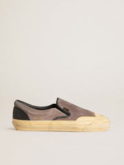 Women's VCE Penstar in dove-gray suede with black leather heel tab