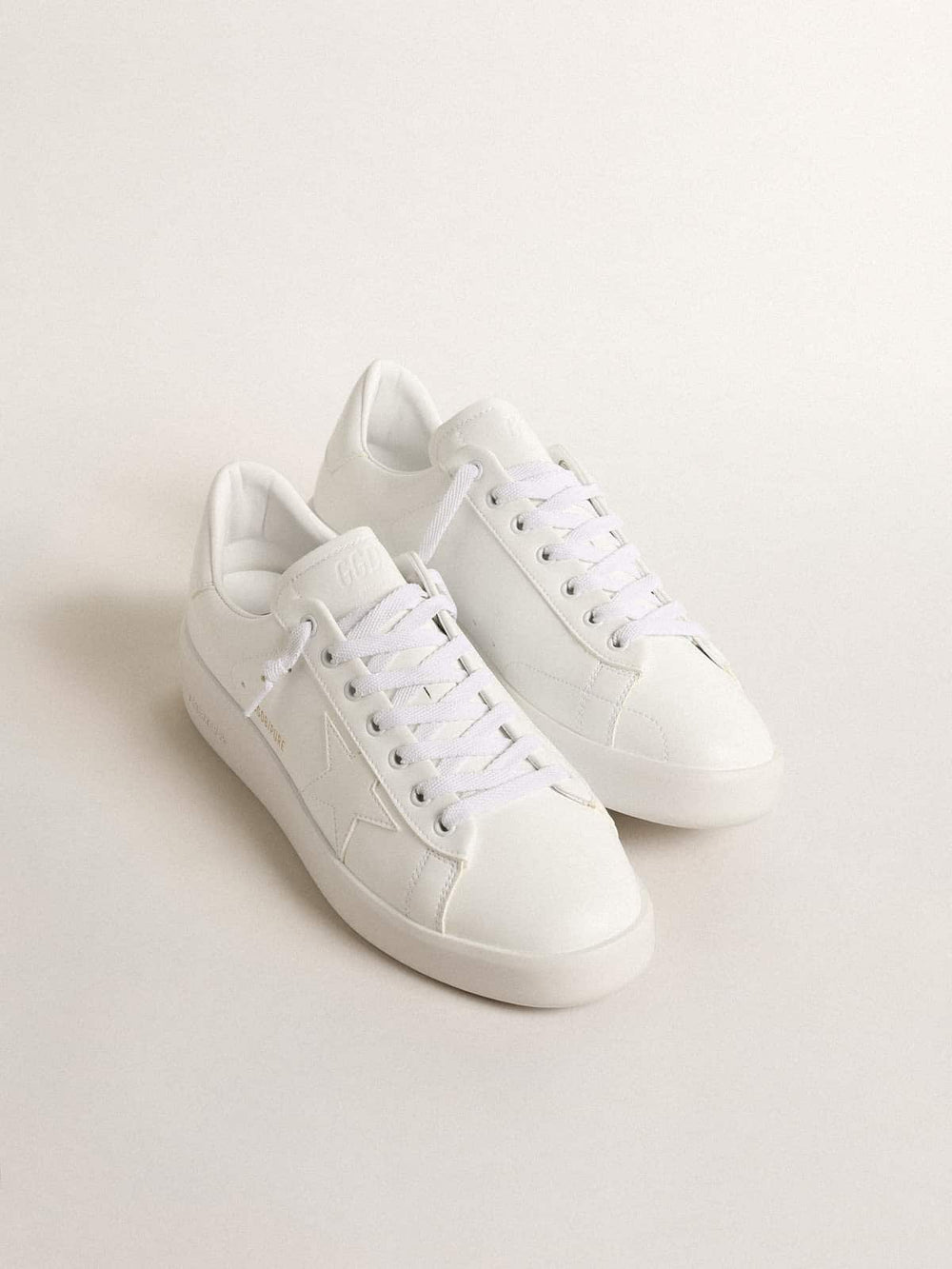 Women’s bio-based Purestar with white star and heel tab