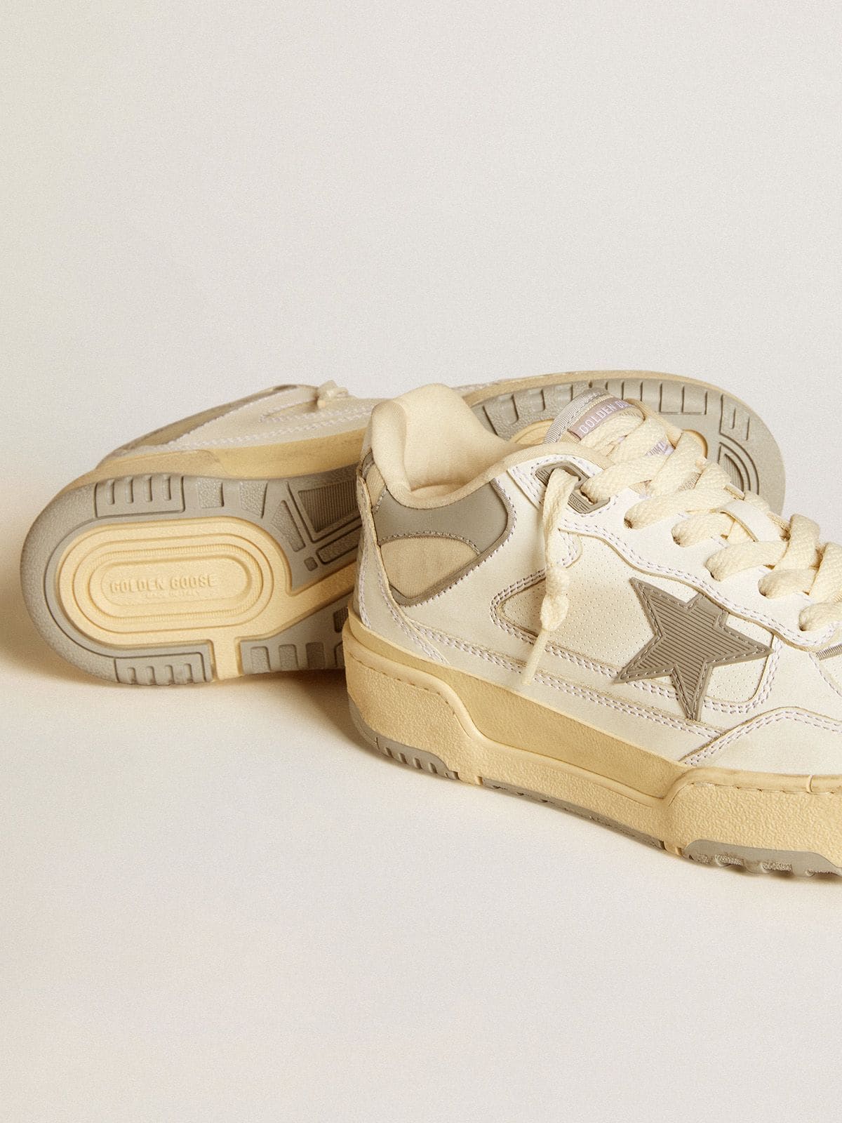 Women’s Forty2 with grey star and white leather heel tab