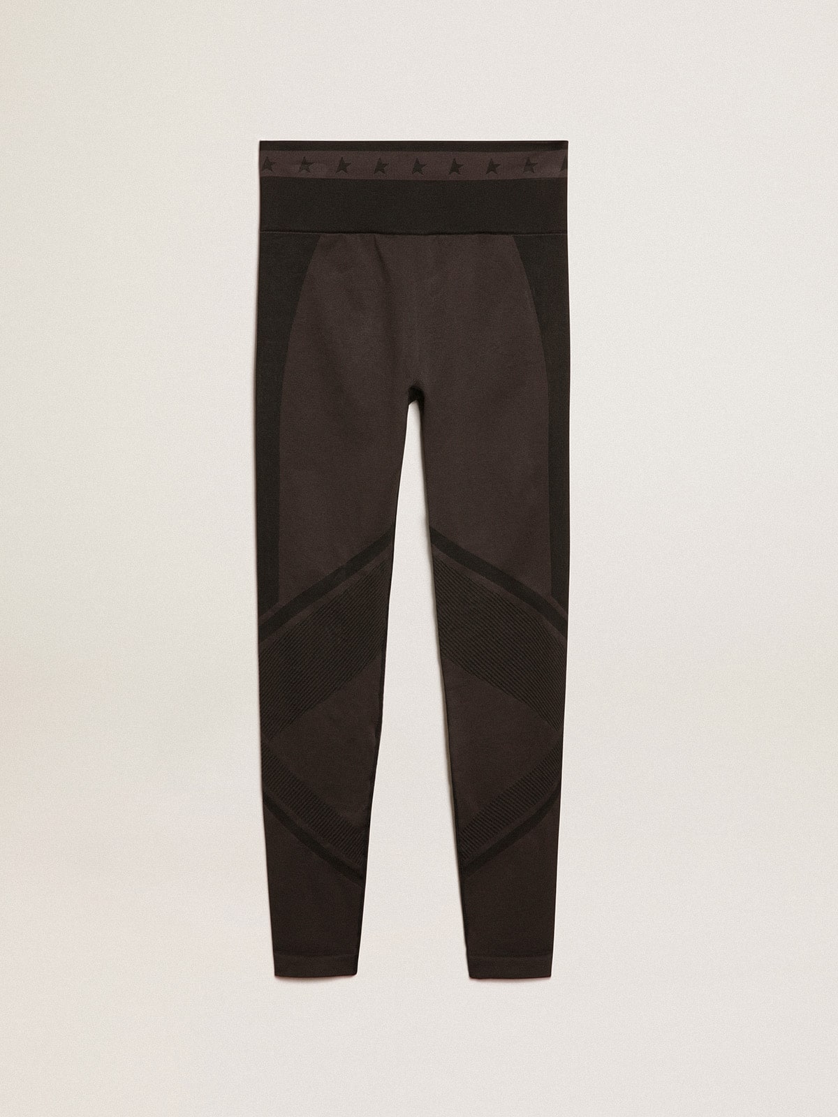 Women’s black leggings with mixed stitching
