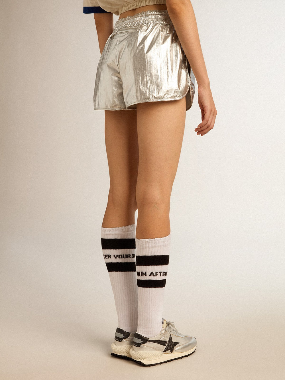 Women’s running shorts in silver fabric