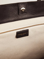 Pasadena Bag in black hammered leather with gold logo on the front