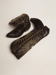 Wish Star boots in black leather with platinum laminated leather inlay star