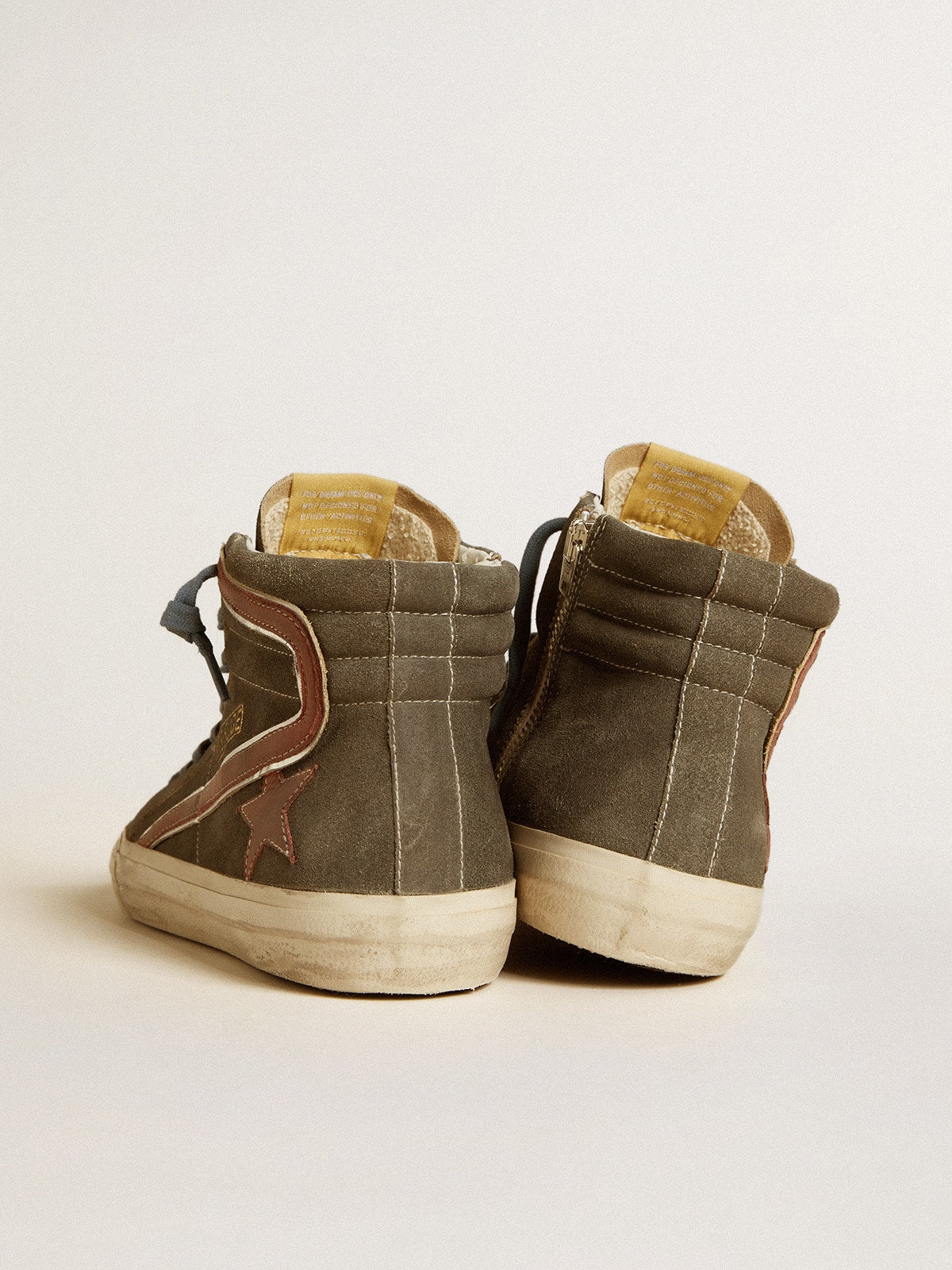 Men's Slide in gray suede with brown nubuck star and flash