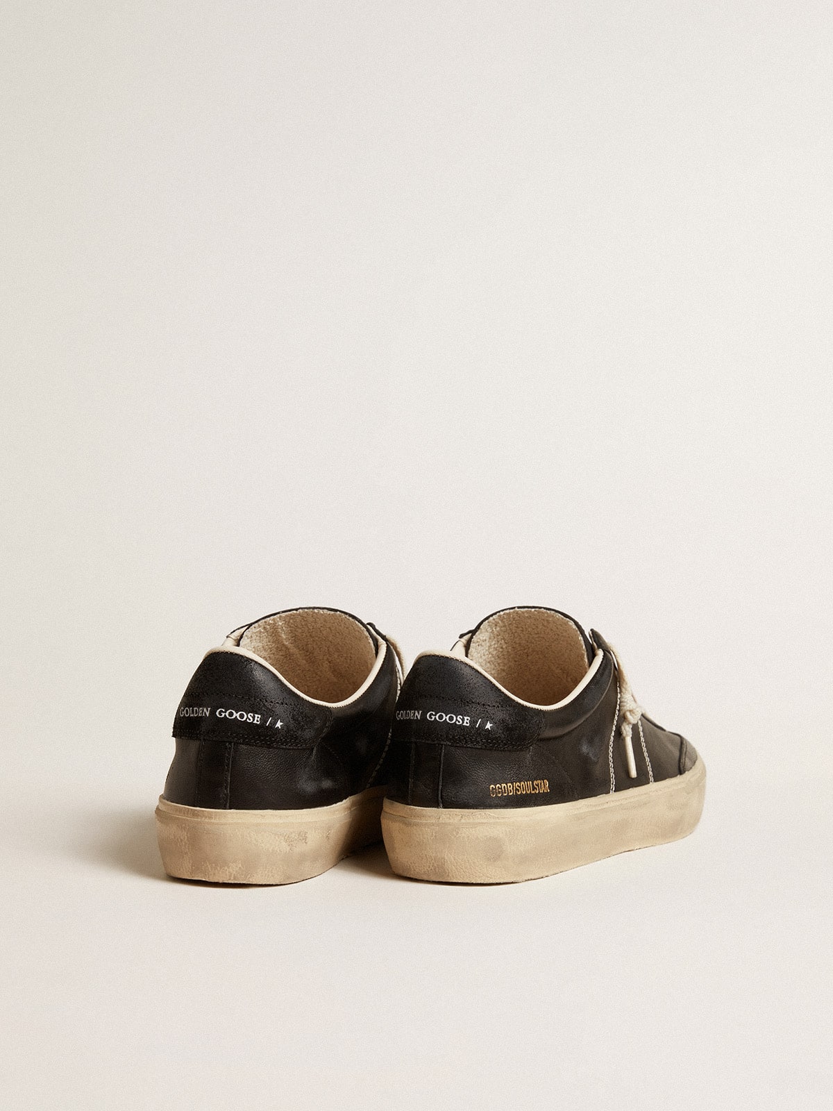Men’s Soul Star in black bio-based nappa