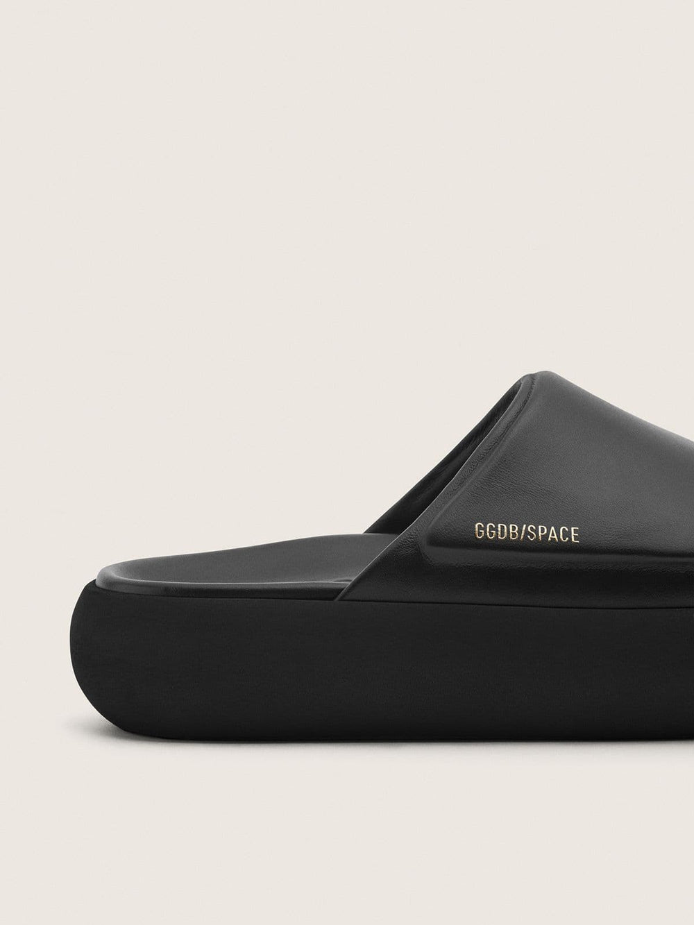 Men's Space-Star slip-ons in black leather