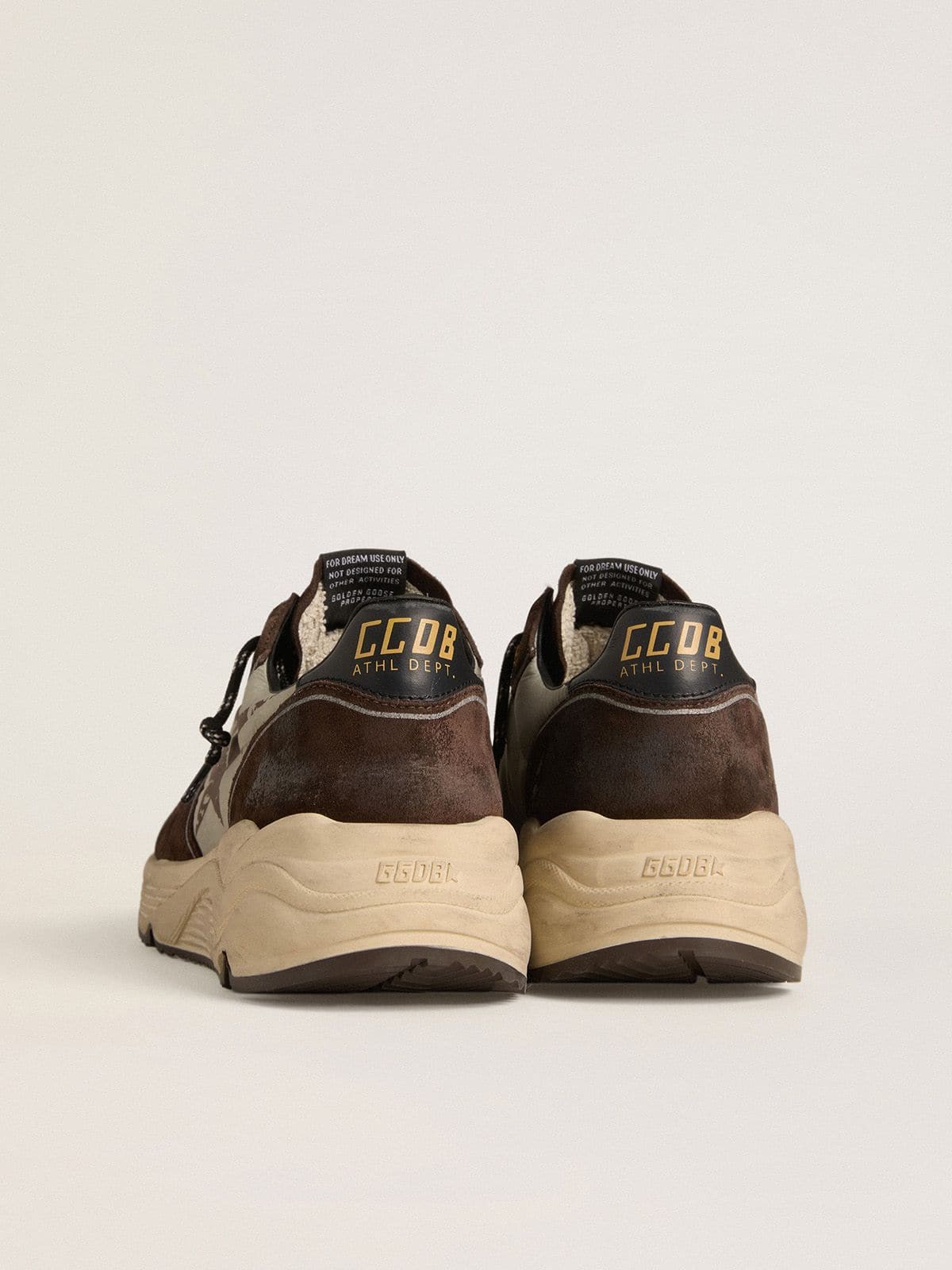 Men's Running Sole in nylon and suede with printed star and leather heel tab