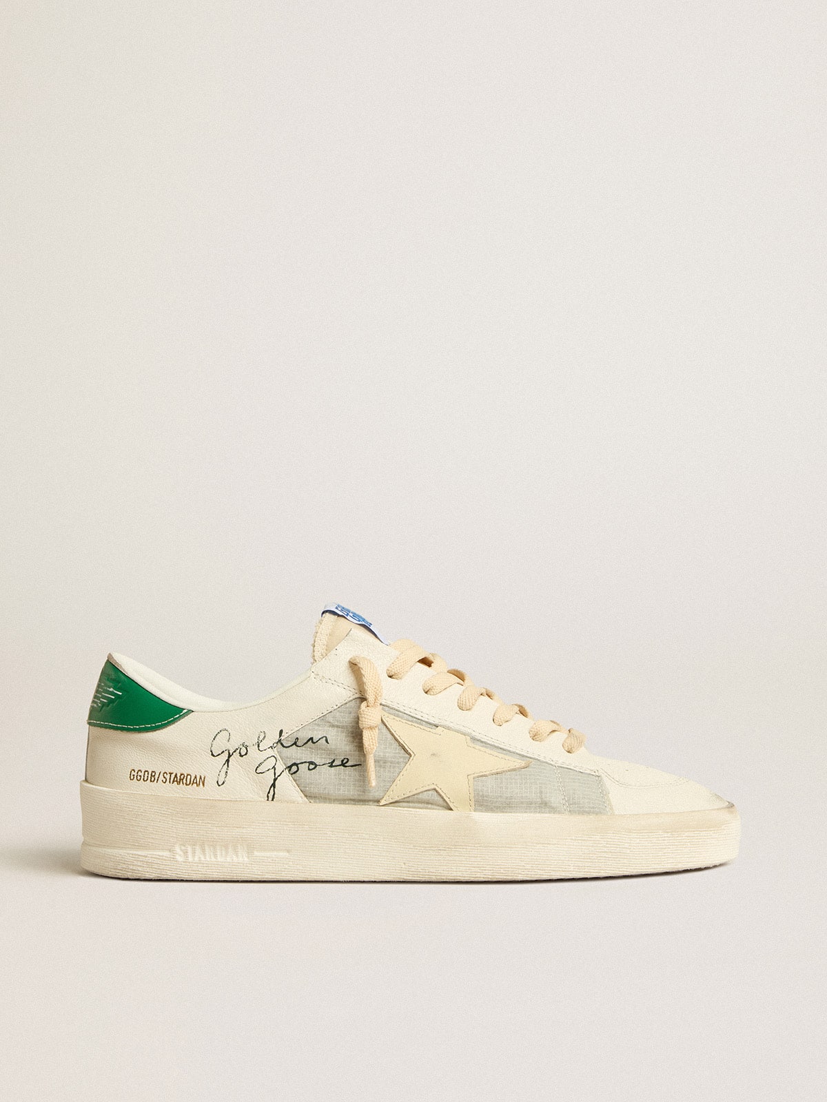 Stardan in white nappa leather with cream-colored leather star