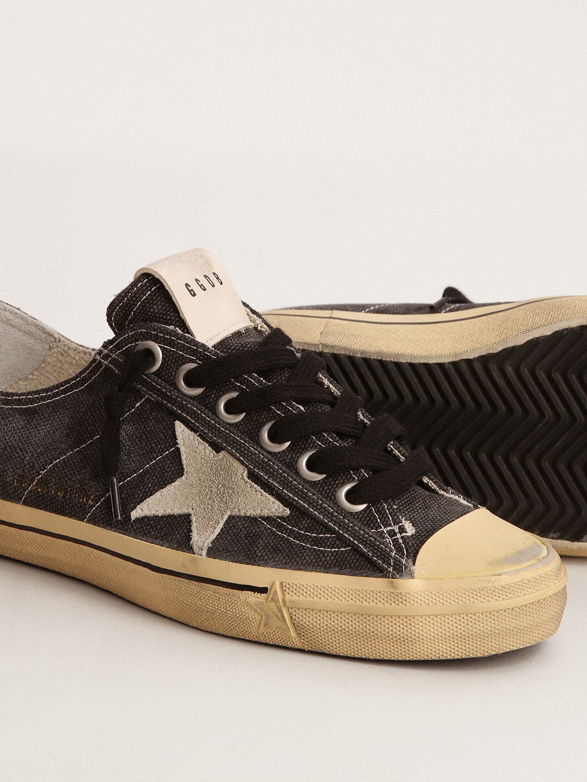 Men's V-Star  in black canvas with ice-gray star and heel