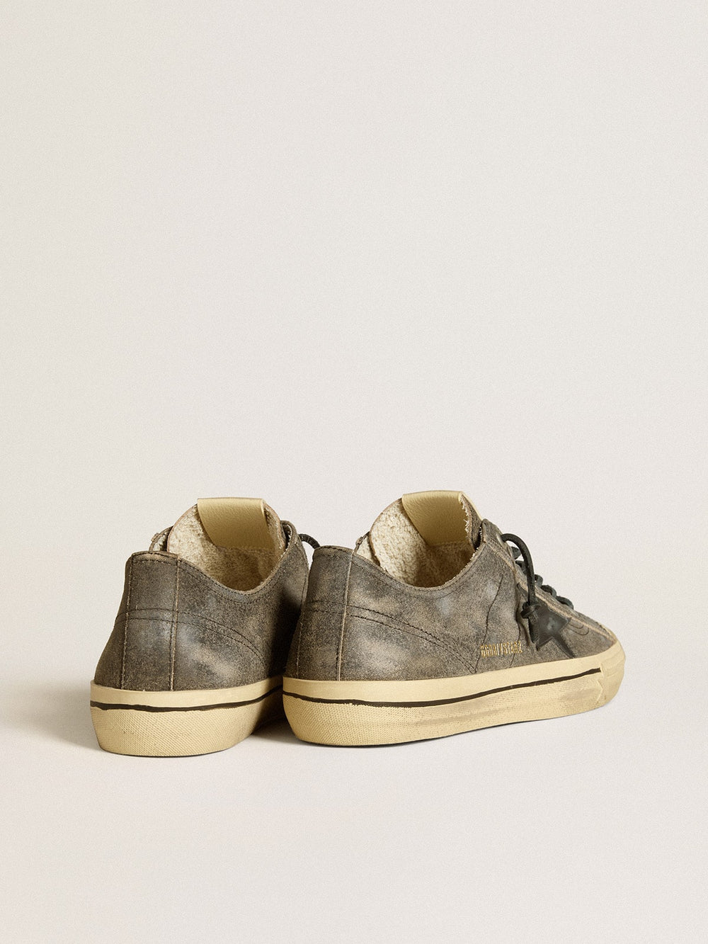 Men’s V-Star in black suede with black leather star