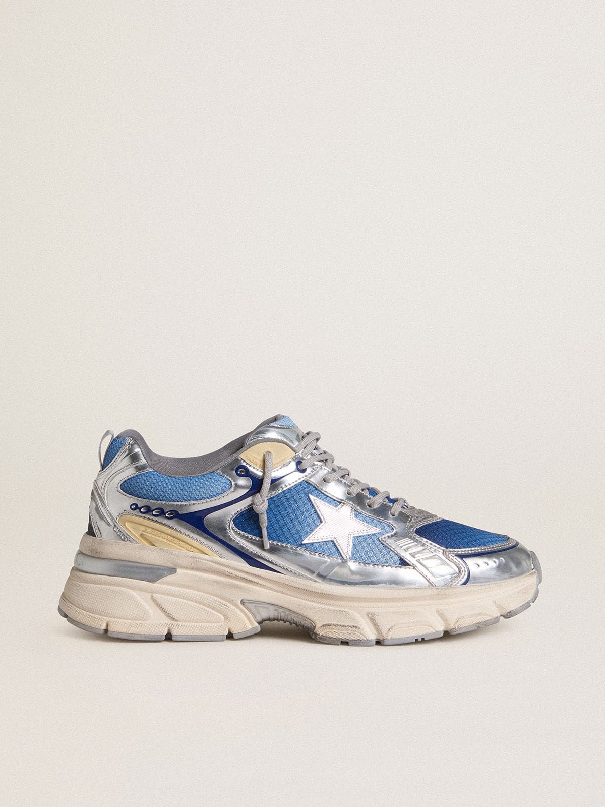 Men's Lightstar  in light blue mesh with white TPU star and silver bio-based inserts