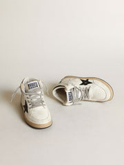 Young Sky-Star in white nappa with black star and heel tab