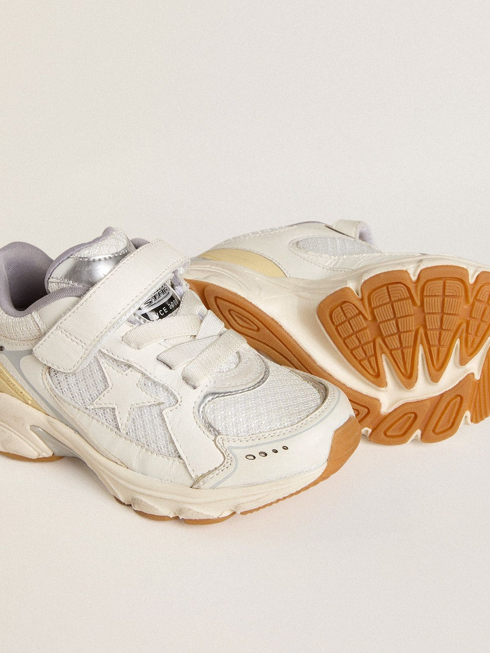 Young Lightstar in white leather and mesh with white leather star