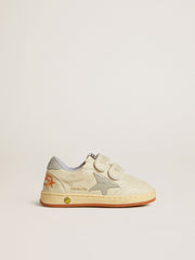 Ball Star Teen in white leather with powder blue star and heel tab